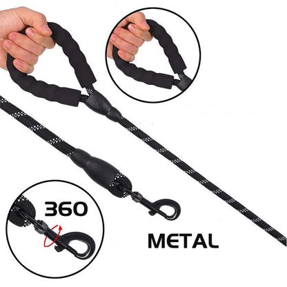 Strong Dog Leashes With Metal Clip